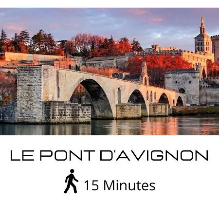 Charmant Studio Tres Bien Situe Aux Remparts アヴィニョン エクステリア 写真